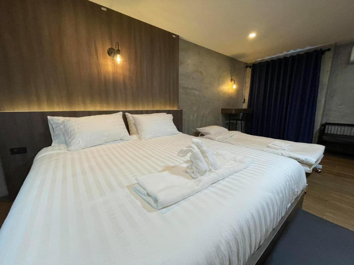 Rabbit Hotel Phimai Exterior foto