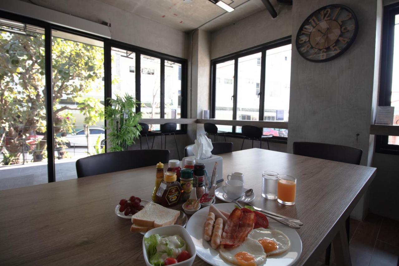 Rabbit Hotel Phimai Exterior foto